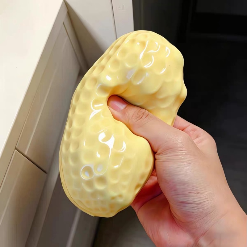 In Stock Peanut Stress Ball Cr - Vinyl Figure Blank 评论和价格